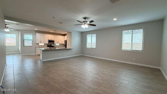 1614 W Corral Rd Phoenix, AZ 85041 photo 2