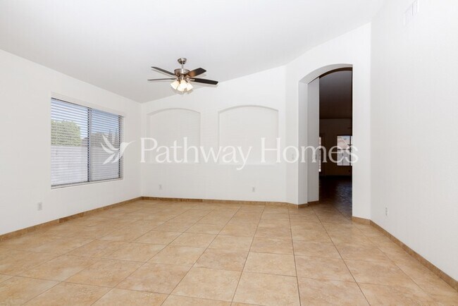520 W Musket Pl Chandler, AZ 85286 photo 3