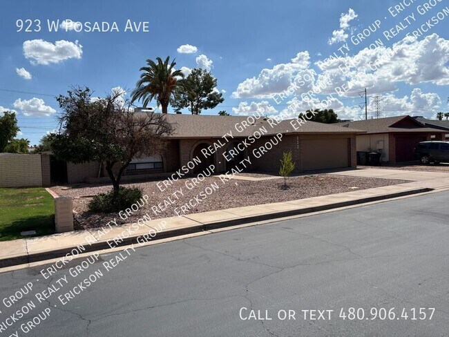 923 W Posada Ave photo 2