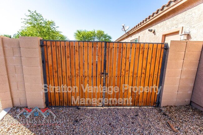 4418 South Hassett Circle Mesa, AZ 85212 photo 5