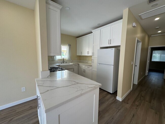 2121 Ocean View Blvd San Diego, CA 92113