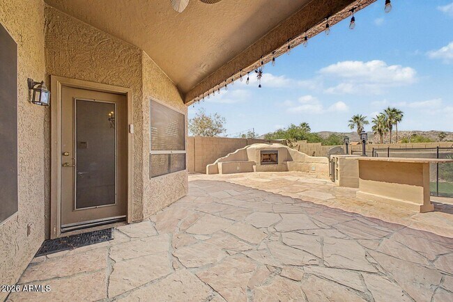 1320 E Cottonwood Ln Phoenix, AZ 85048 photo 5