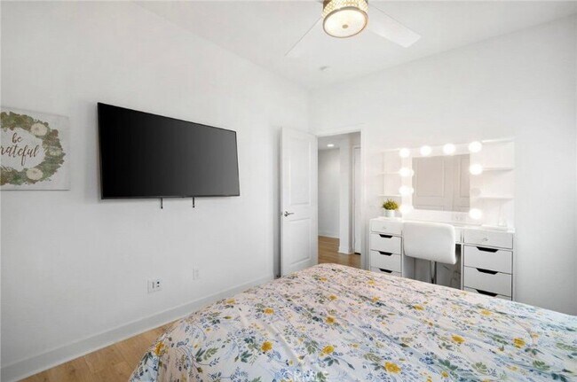 4382 Pacifica Wy Oceanside, CA 92056 photo 2