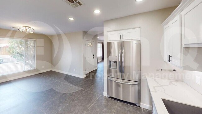 8625 E Diamond St Scottsdale, AZ 85257 photo 3