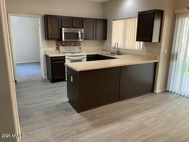 442 W El Freda Rd Tempe, AZ 85284 photo 2