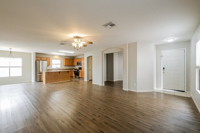 12901 N 127th Ln El Mirage, AZ 85335 photo 5
