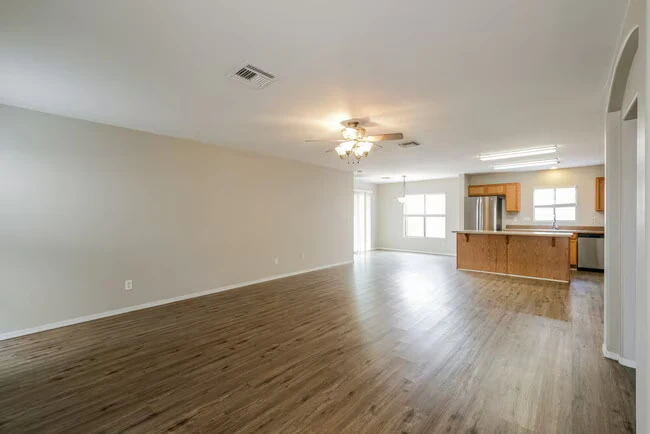 12901 N 127th Ln El Mirage, AZ 85335 photo 4