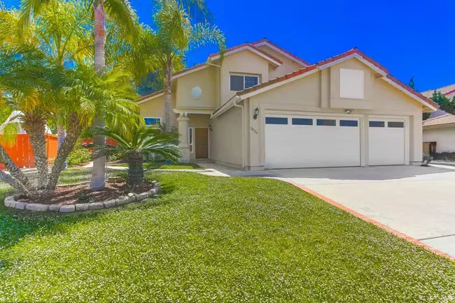 10730 Carillon Ct San Diego, CA 92131 photo 2