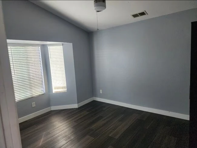 4605 Marblehead Bay Dr Oceanside, CA 92057 photo 3