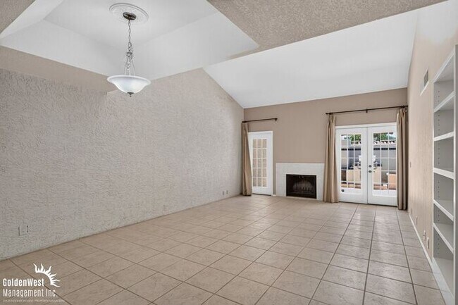 2441 E Rancho Dr Phoenix, AZ 85016 photo 4