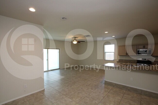 30929 W Weldon Ave Buckeye, AZ 85396 photo 4