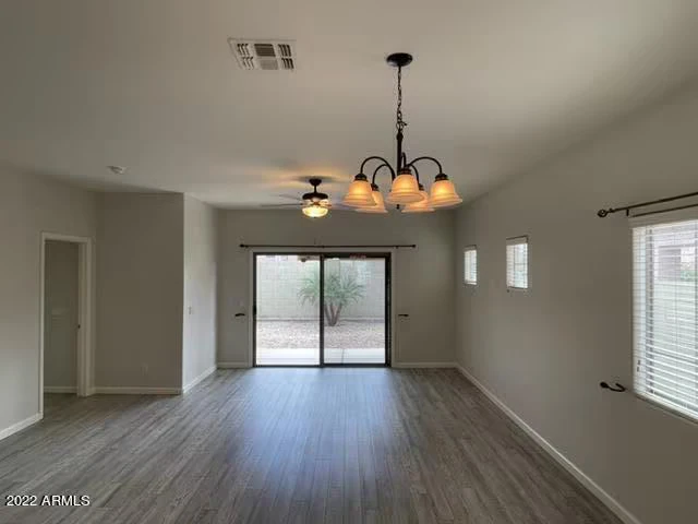 553 E San Carlos Way Chandler, AZ 85249 photo 3