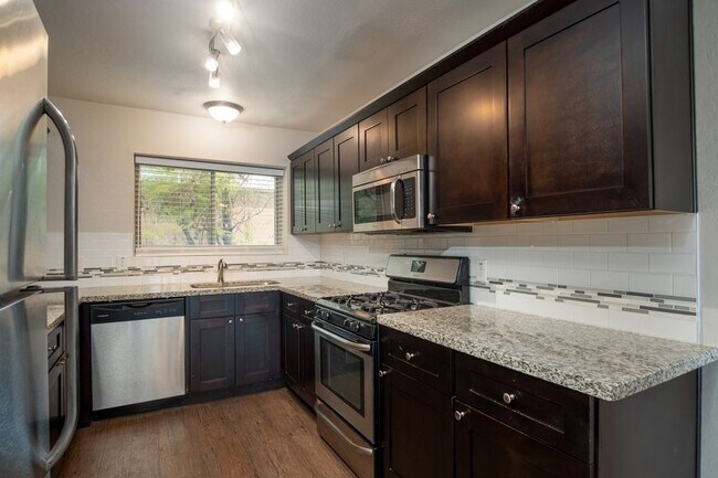 1333 E Thomas Rd Phoenix, AZ 85014 photo 5