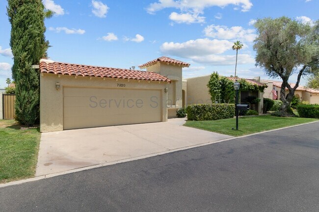 7320 E Rose Ln Scottsdale, AZ 85250 photo 2