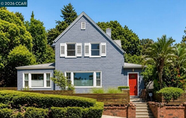 2 Benson Ave