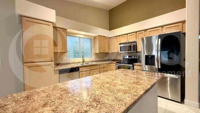 10828 W Utopia Rd Sun City, AZ 85373 photo 3