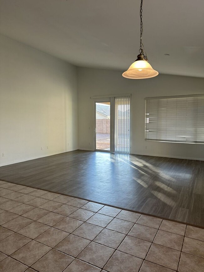 21727 E Camina Plata Queen Creek, AZ 85142 photo 4