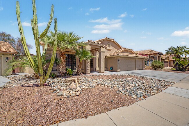 3103 N Meadow Ln Avondale, AZ 85392 photo 3