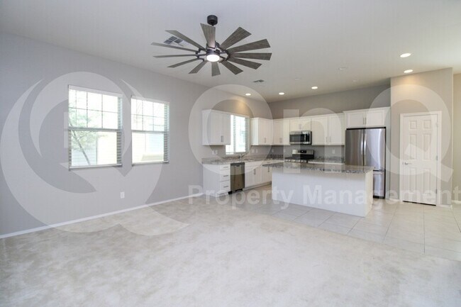 2469 N 149th Ln Goodyear, AZ 85395 photo 3