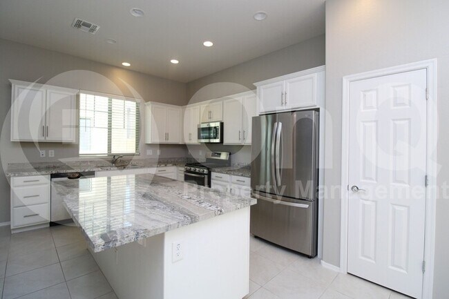 2469 N 149th Ln Goodyear, AZ 85395 photo 4