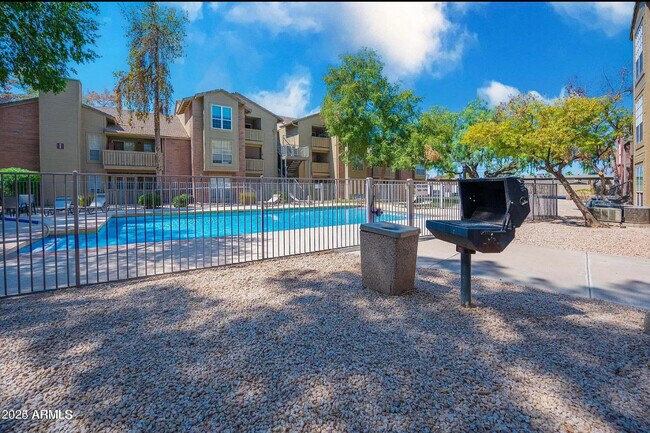 200 E Southern Ave Tempe, AZ 85282 photo 4