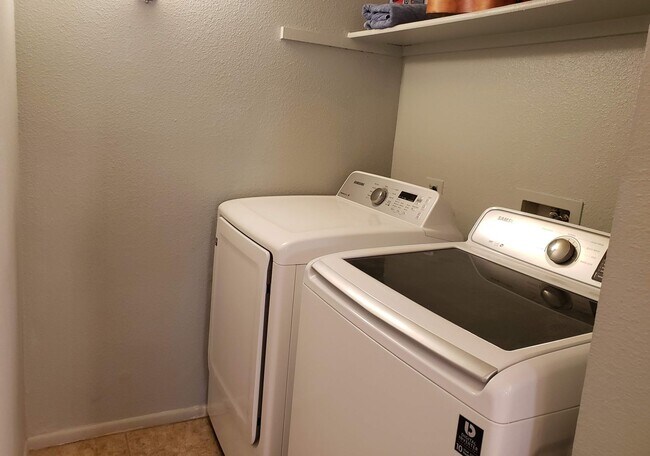 3511 E Baseline Rd Phoenix, AZ 85042 photo 5