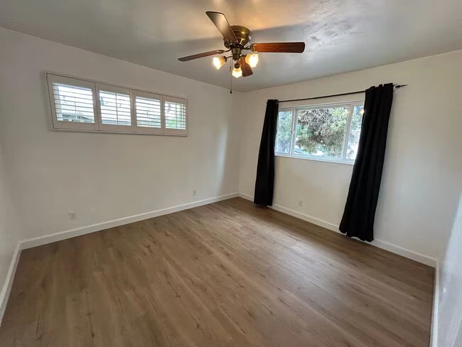 5074 La Dorna St San Diego, CA 92115 photo 5