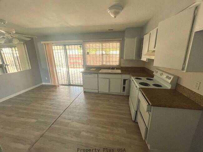 4701 N 26th Ln Phoenix, AZ 85017 photo 3