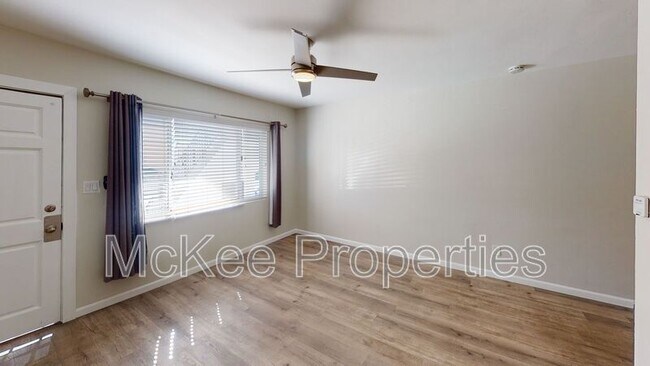 206 Fir St San Diego, CA 92101 photo 5