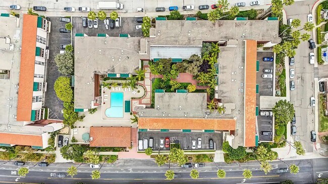 6455 La Jolla Blvd San Diego, CA 92037 photo 5