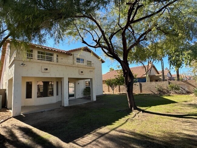1728 E Windsong Dr Phoenix, AZ 85048 photo 2