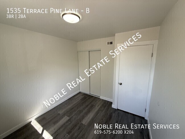 1535 Terrace Pine Ln San Ysidro, CA 92173 photo 4