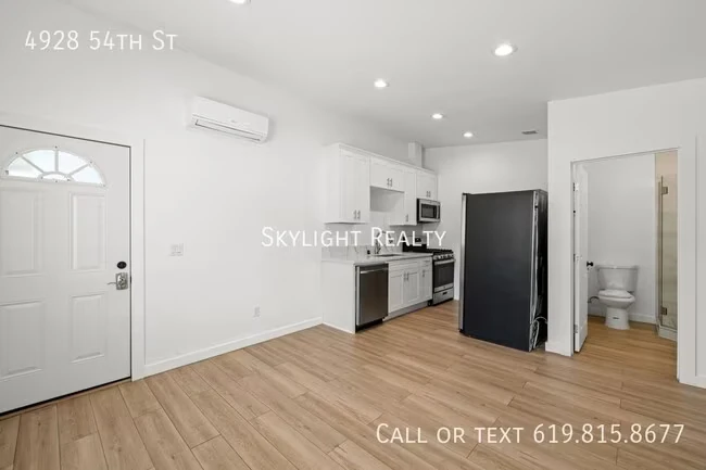 4928 54th St San Diego, CA 92115 photo 4