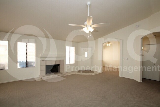 4520 E Wildwood Dr Phoenix, AZ 85048 photo 5