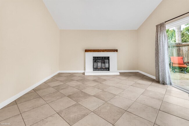 2166 Pueblo Glen Escondido, CA 92027 photo 5