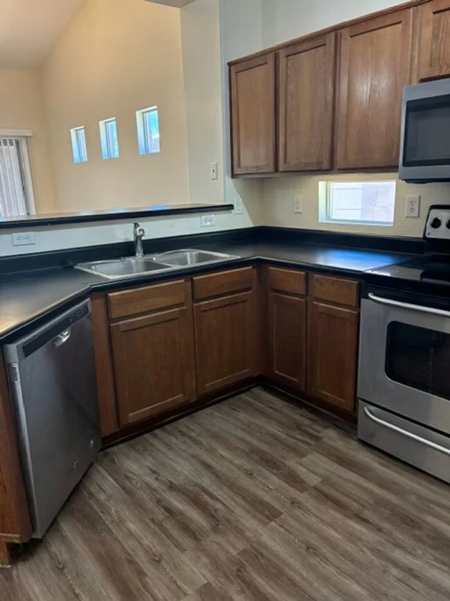 802 S 112th Ave Avondale, AZ 85323 photo 5
