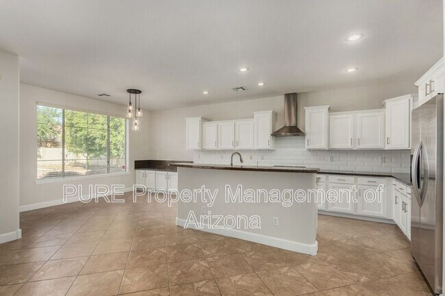 3311 S Sunland Dr Chandler, AZ 85248 photo 5