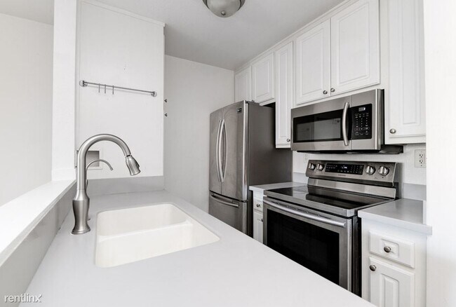 3780 Swift Ave San Diego, CA 92104 photo 4