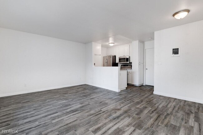 3780 Swift Ave San Diego, CA 92104 photo 2