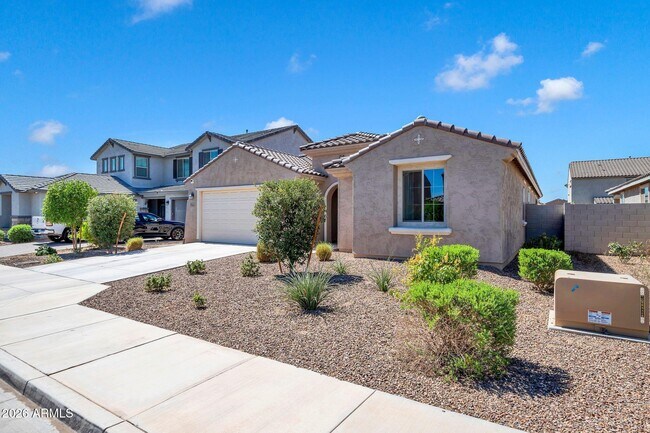 17605 W Medlock Dr Litchfield Park, AZ 85340 photo 3