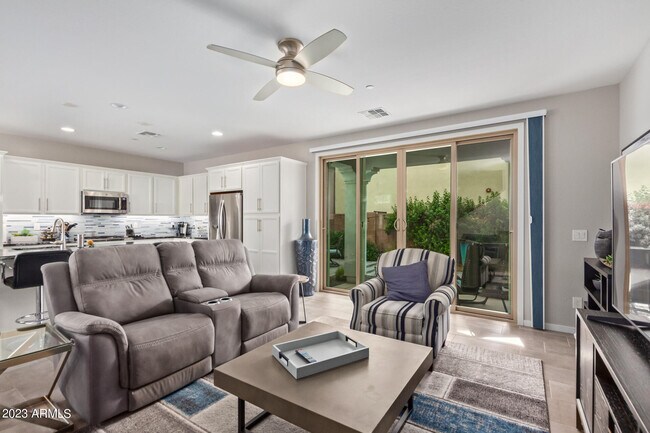 1954 S Follett Way Gilbert, AZ 85295 photo 5