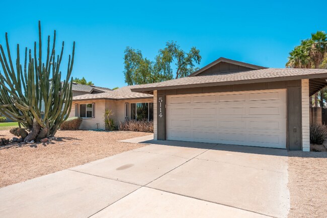 5114 S Dorsey Ln photo 4