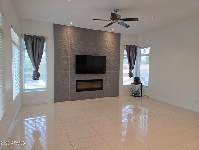 15026 N 54th Pl Scottsdale, AZ 85254 photo 2