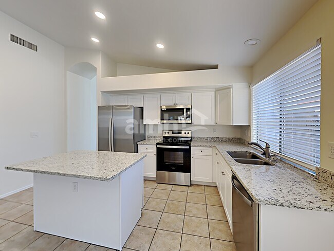 15142 W Eureka Trail Surprise, AZ 85374 photo 3