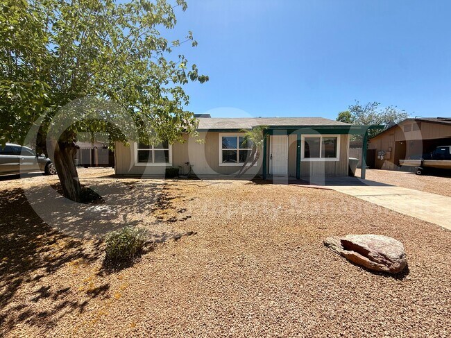 2465 E John Cabot Rd photo 2