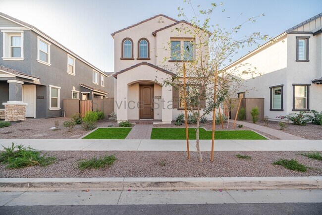 1953 W Hide Trl Phoenix, AZ 85085 photo 3