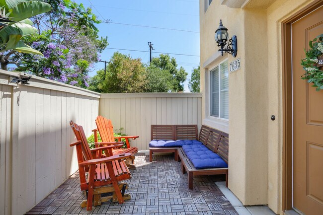 7635 Family Cir San Diego, CA 92111 photo 2
