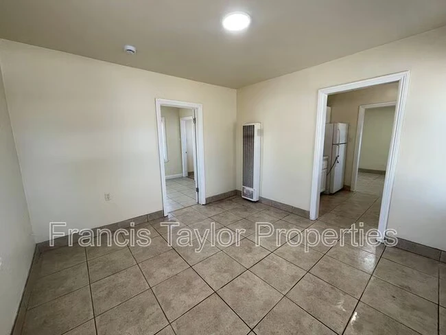 741 S Escondido Blvd Escondido, CA 92025 photo 3
