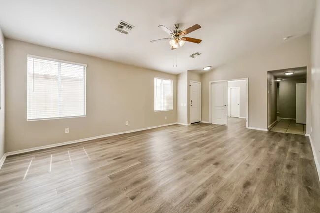 1866 W 20th Ave Apache Junction, AZ 85120 photo 3