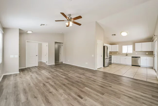 1866 W 20th Ave Apache Junction, AZ 85120 photo 5